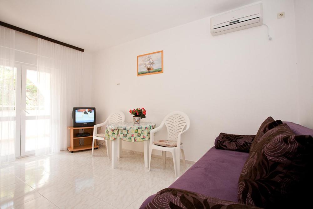 Apartments Mato คิร์ก ภายนอก รูปภาพ